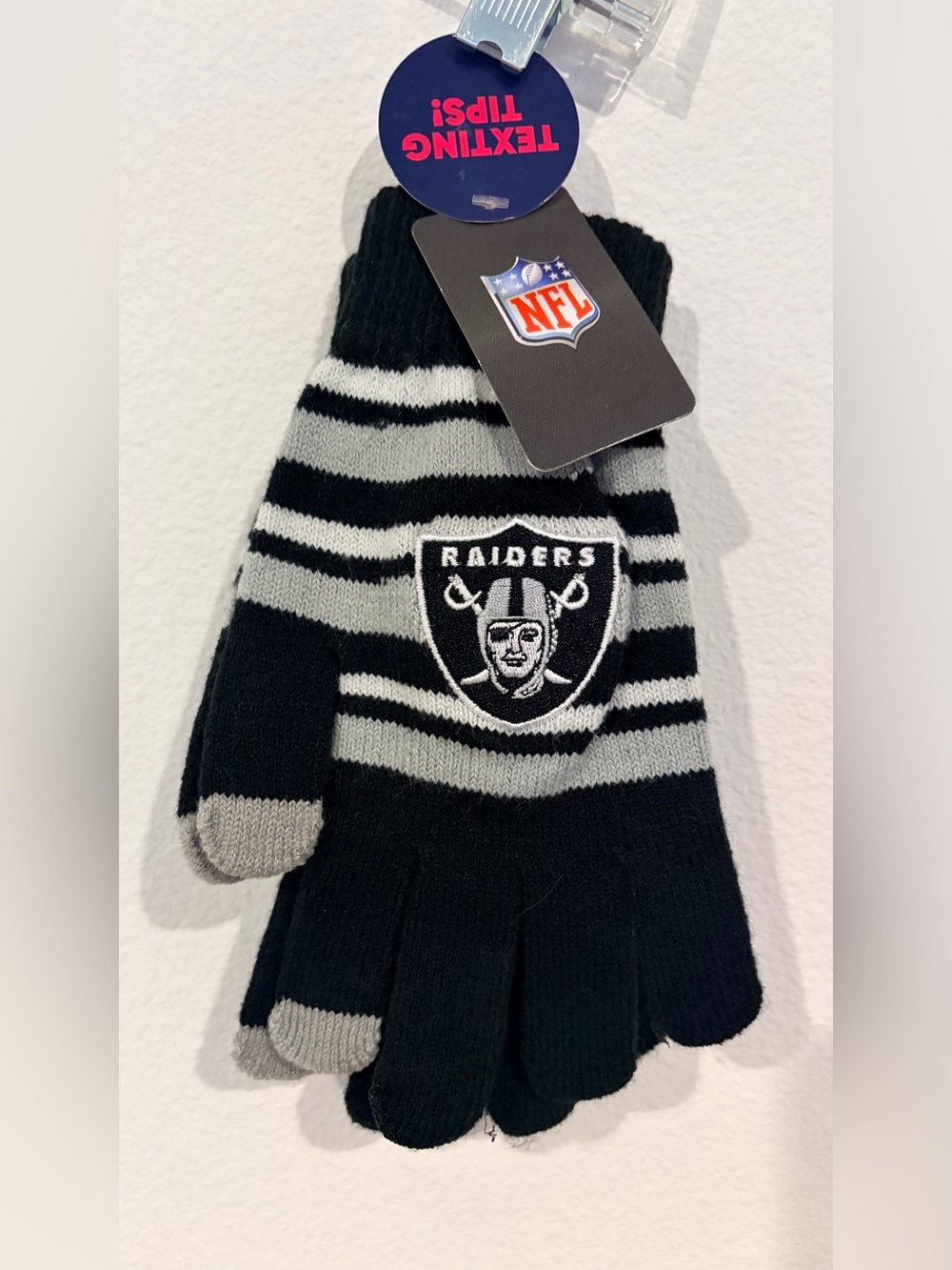 NFL Oakland Raiders Woman’s small Striped Mittens - Black & Gray